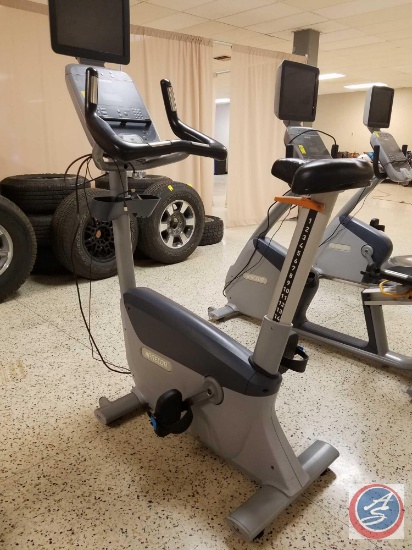 Precor?Upright Bike (Model UBK 815) w/ Precision PVS 15 in. Color Monitor