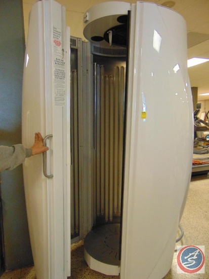 Heartland Tanning Vertical (Stand-up) Tanning Booth w/ Radio (White)