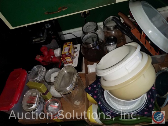 Keurig Model B 31, Small Drawer for Keurig Coffee, Canisters, Tupperware Mixing Bowls {{NO LIDS}},