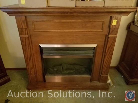 DC Dimplex Fireplace with Remote 45" x 17" x 43"