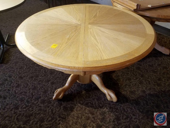 Round Wooden Table 48" x 29" {{HAS SPACE FOR LEAF, HOWEVER ONE IS NOT INCLUDED}}