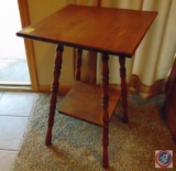 Oak Table 20 x 20 x 29