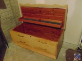 Lane White Washed Mahogany 'Aroma-Tite' Cedar Hope Chest w/ Key 43 x 19 x 21 in.