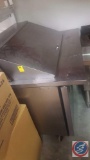 True Model TSSU-48-18M-B Mega Top Sandwich/Salad Unit