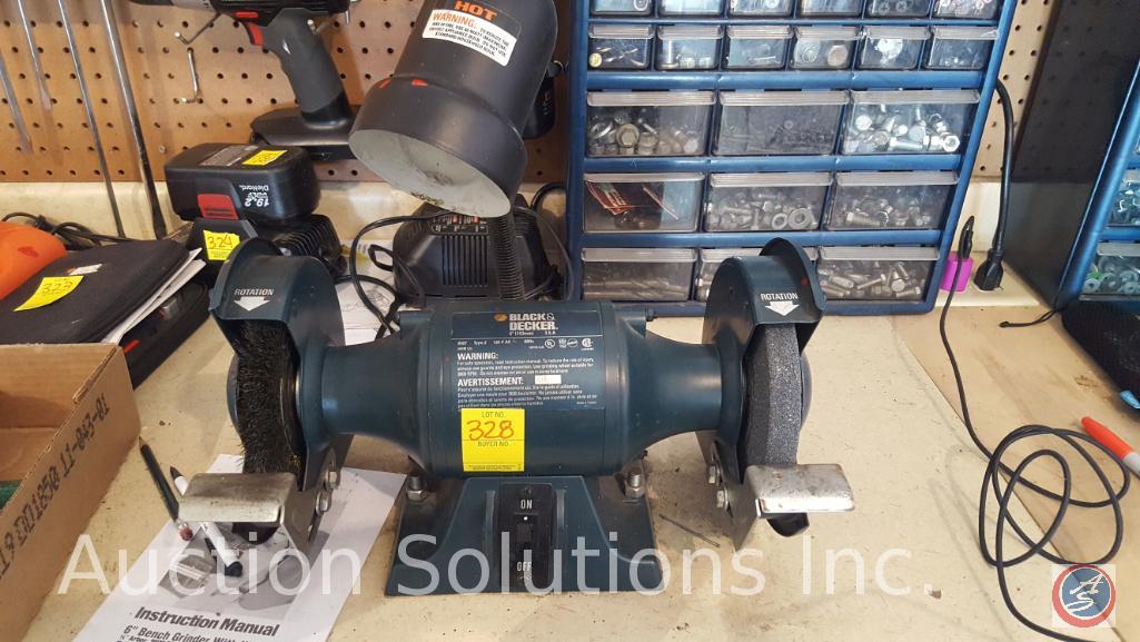Black And Decker 6 Bench Grinder With Work Light 1 2 Arbor 3500