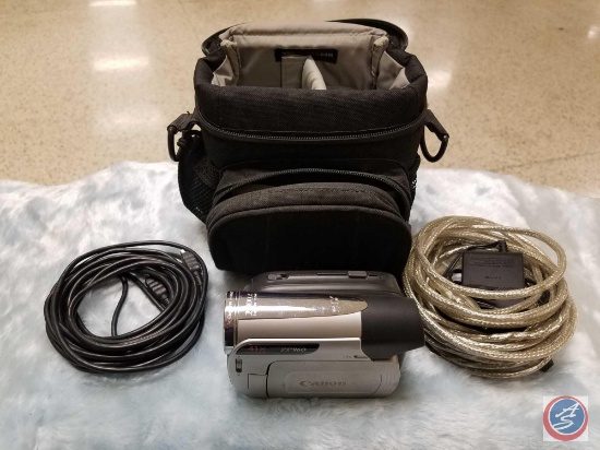 Canon 41x Advanced Zoom ZR960 Mini DV Camcorder with Carry Bag and Cords