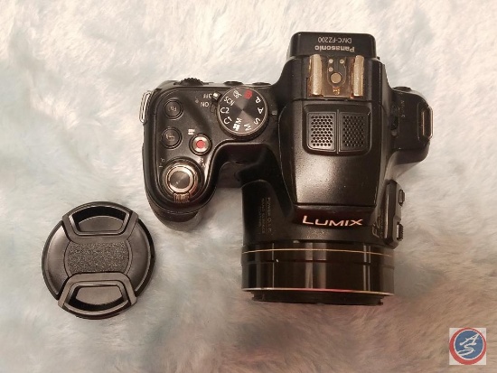 Panasonic Lumix DMC-FZ200 Camera --Marked Flash Dead and Bad Camera