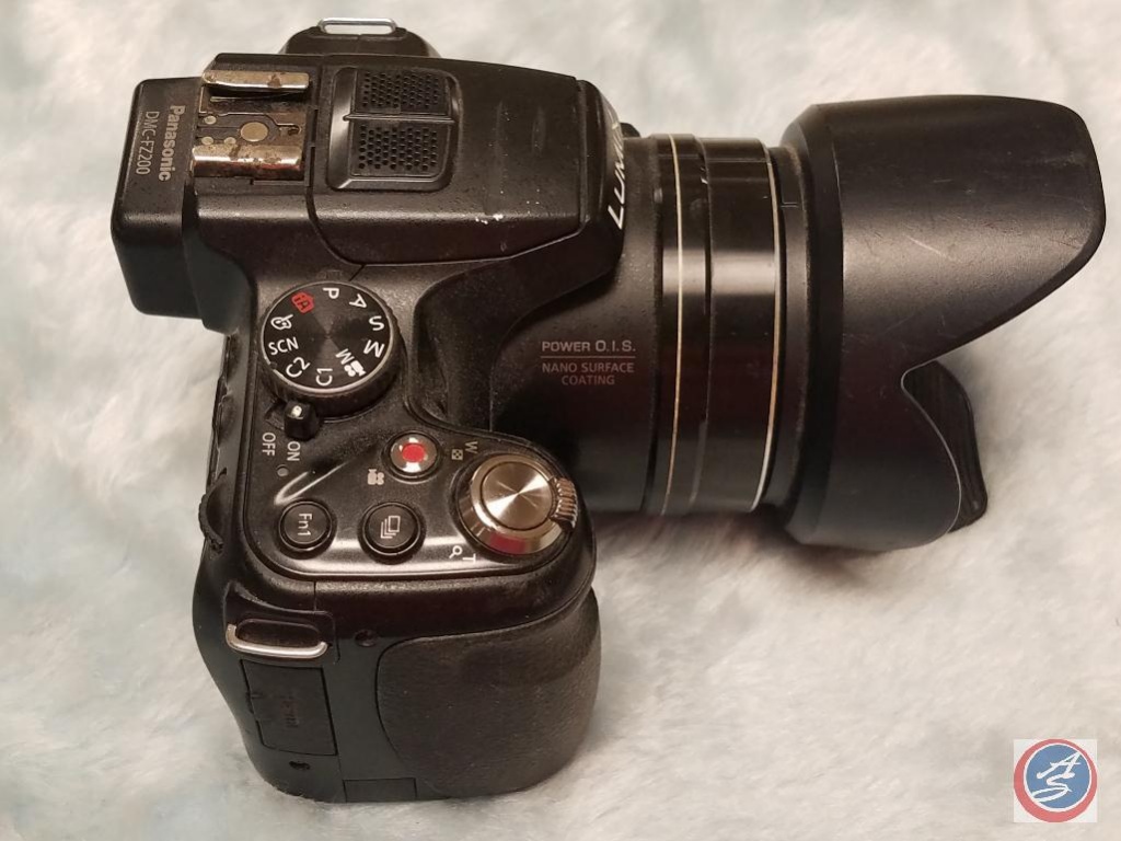 Panasonic Lumix F2.8 25-600 mm Camera DMC-FZ200 {{NO BATTERIES}} |  Computers & Electronics Electronics Cameras Digital Cameras | Online  Auctions | Proxibid