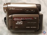 JVC Mini Camcorder 34x Optical Zoom 800x Digital Zoom Model No. GR-D77OU {{NO CHARGING CORD}}