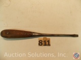 Screwdriver 11 in. Perfect Handle marked 'The H.D. Smith Co'. Good mark