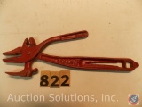 Combination tool 9.5 in. marked 'Handy No 8'