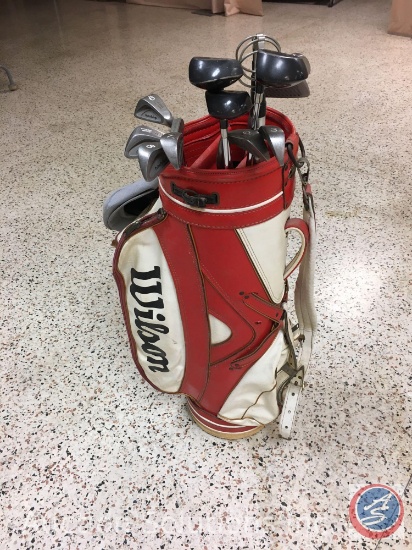 Wilson Golf Bag with Palm Springs Golf Clubs