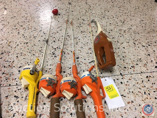 (4) Vintage Snoopy Kid's Fishing Poles, Vintage Popeil 'Spin Casting' Pocket Fisherman (has a crack)