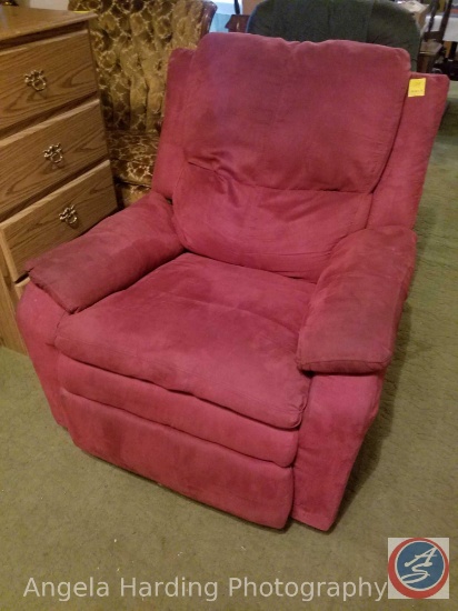 United Furniture Industries Inc. Red Recliner 34"x35"x37" (Some Wear)