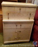 Vintage (5) Drawer Dresser 32