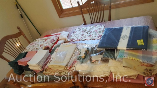 Table Linens, Cloths, Placemats, Cloth Napkins, More