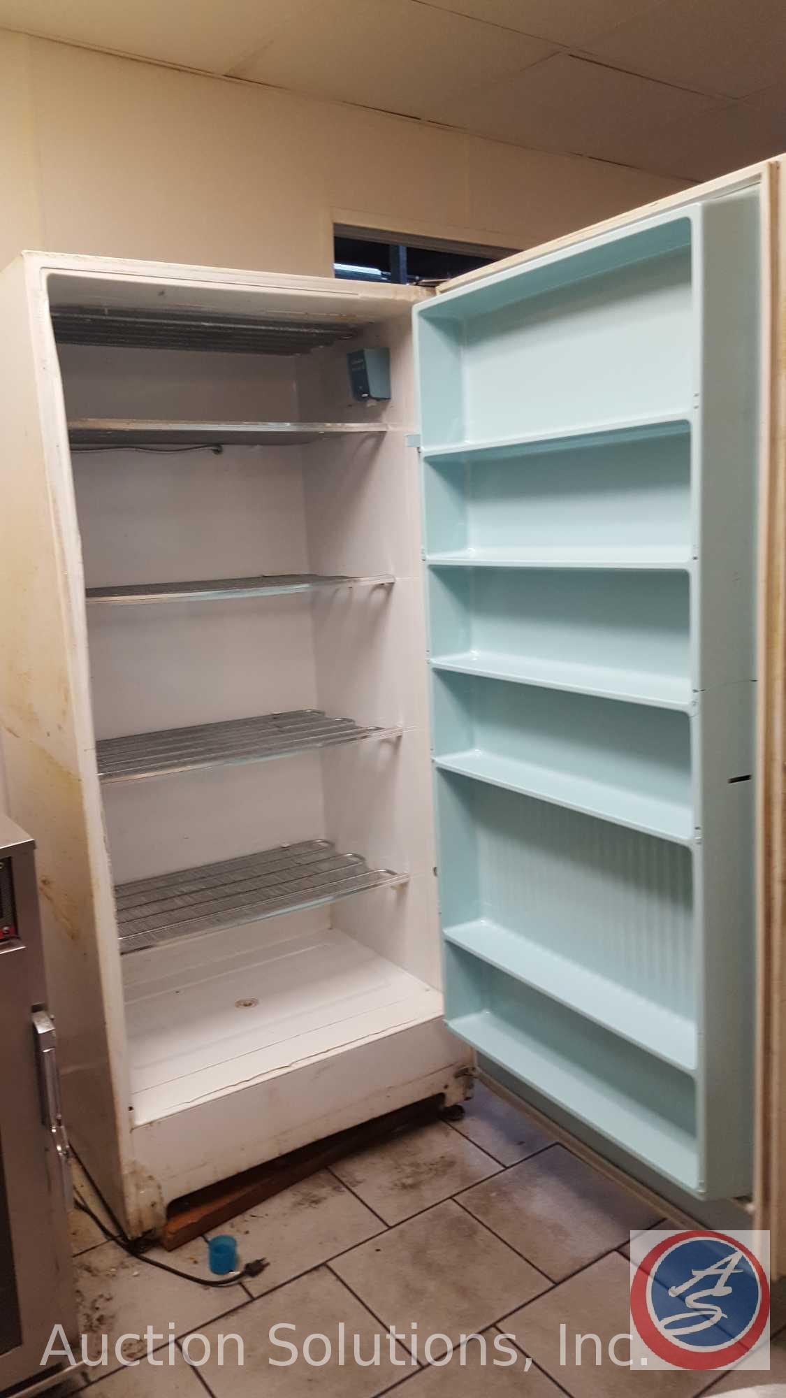 作業服・作業用品 2WAYストレッチ長袖ジャケット アイズ