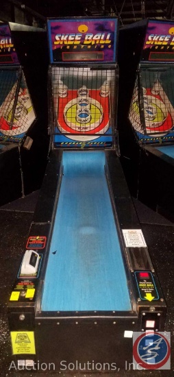 Skee Ball Lightning Arcade Game with Intercard Reader Serial No. 951011898 Model No. N1CN2ATN {{SOME