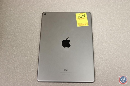 Apple iPad Model No. A1566 {{BAD BATTERY NO ACCOUNT INFORMATION}}{{NO CHARGING CORD}}