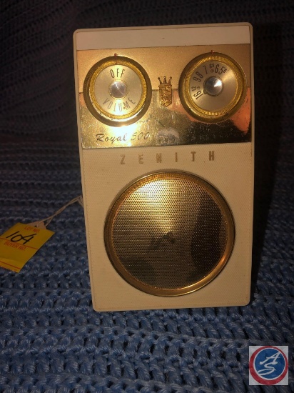 Zenith Royal 500 Long Distance Transistor Radio