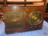 1937 True Vintage WMC Grunow (Teledial) Tube Radio Model No. 588