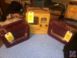 {{2X$BID}} 1950 True Vintage General Electric Portable Tube Radio [[ONE HAS BROKEN HANDLE]] and