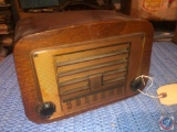 Emerson Radio Model No. 578A