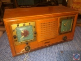 1952 Firestone Clock Radio Model No. 4A110