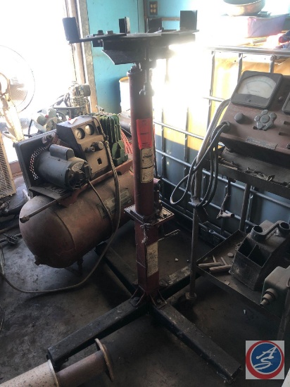 1/2 Ton Capacity Pedestal Transmission Jack Model No. PTJ-1 with 3 Ton Long Ram Jack Model No. 3JTLR