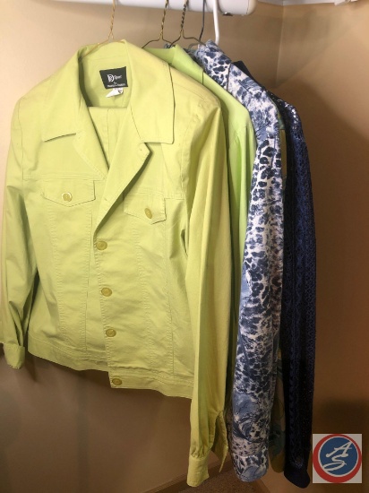 DR Sport for Drapers and Damon's Green Jacket and Pants Approx. Size Women's M, Saint German Jacket