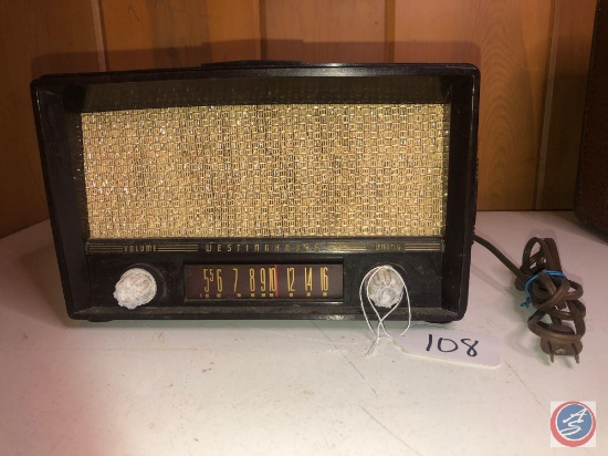 Vintage Westinghouse Portable Tube Radio Model H-300 T5