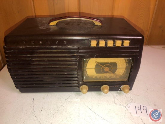 Vintage Zenith Short Wave Broadcast Radio Model No. 6S511