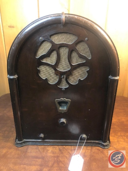Airline Vintage Cathedral Radio [[NO MODEL NO. VISIBLE]]
