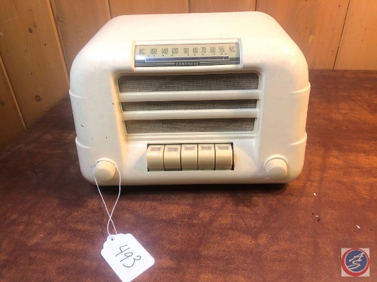 1947 Coronado Vintage Portable Tube Radio Model No. 43-8353