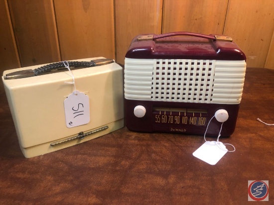 Dewald Vintage Portable Battery Electric Receiver Model No. D-E 517A [[BACK DOESN'T STAY ON]] and