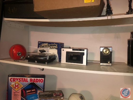 Panasonic Vintage Sphere Radio Red Model No. R-70, Lifelong Turn Table Belt Drive AM/FM Radio,