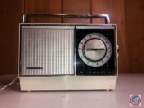 Ross Supreme 12 Transistor Radio Model No. RE-125