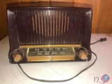 Vintage General Electric Catalin Portable Tube Radio [[NO MODEL NO VISIBLE]]