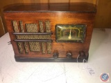 Vintage Fairbanks Morse Broadcast Radio Model No. 56