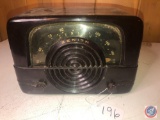 Vintage Zenith Portable Tube Radio Model No. 1704421