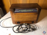 Electronic Corporation of America Vintage Tube Radio Model No. 101