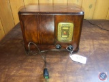 1947 Emerson Vintage Portable Tube Radio with Ingraham Cabinet Model No. 347