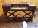 1946 Farnsworth Vintage Broadcast Radio Model No. ET-066