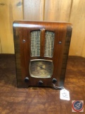 Emerson Vintage Police Broadcast Radio Model No. L106249