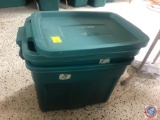 (2) Rubbermaid Rough Neck Totes with Lids