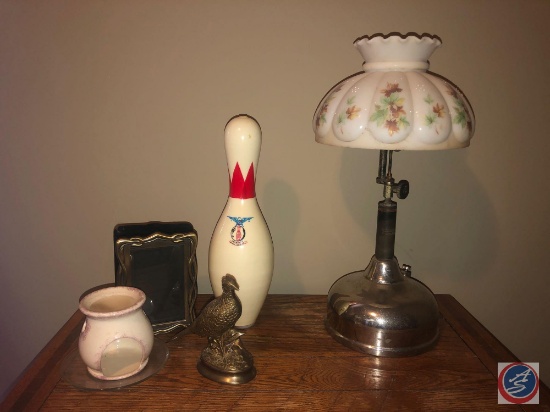 Coleman Quick-Lite Metal Based Lamp with Hand Painted Glass Shade, Bronze Pheasent Statue, Wax