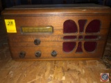 Vintage Tube Radio with Jensen Series S Speaker [[NO MODEL NO OR BRAND VISIBLE]]