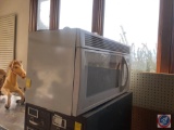 Whirlpool Gold Microwave Model No. GH7155XKQ