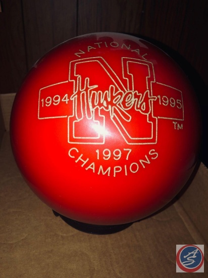 National Championship NE Bowling Ball, 2 National Championship NE Bowling Pins