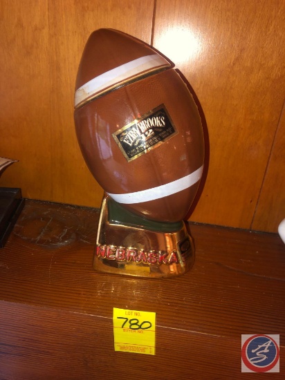 1970 Nebraska Football Decanter SN-6 Ezra Brooks Heritage China
